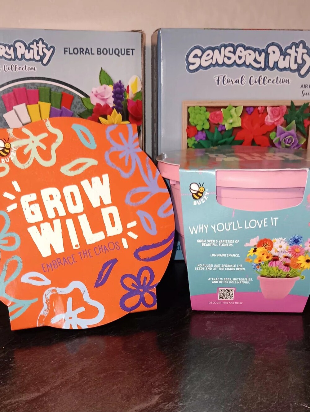 Sensory Putty Floral Collection Activity Set.